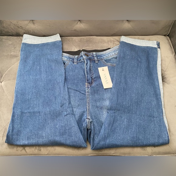 Denim Cuffed Jeans with Contrasting Trim - Picture 3 of 6